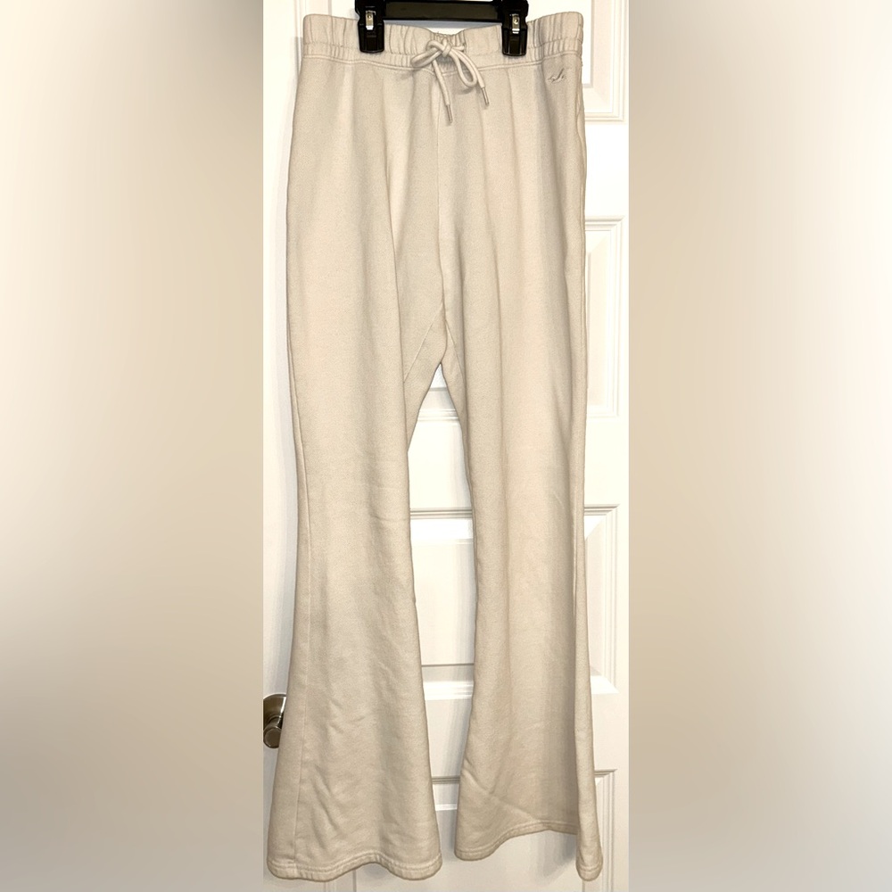 Hollister Ultra High-Rise Sweats